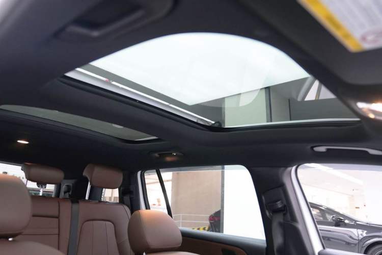 Used Mercedes-Benz GLB 2020 GLB 200 Stylish Edition Headliner