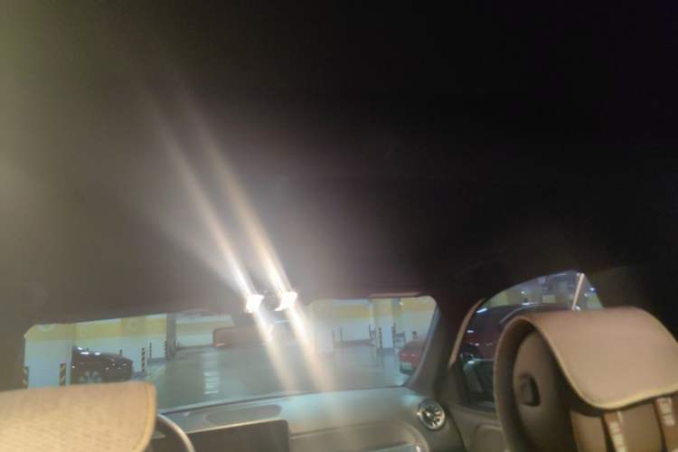 Used Mercedes-Benz GLB 2020 GLB 200 Stylish Edition Headliner
