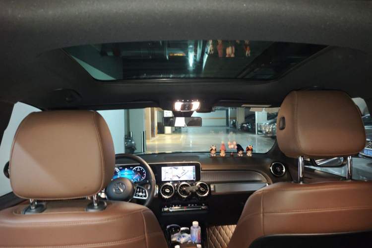 Used Mercedes-Benz GLB 2020 GLB 200 Dynamic Edition Headliner