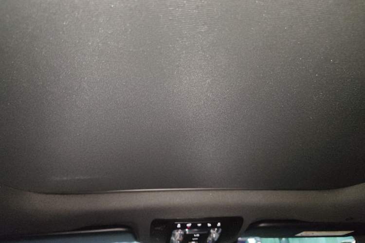 Used Mercedes-Benz GLB 2020 Facelift GLB 200 Fashion Edition Headliner