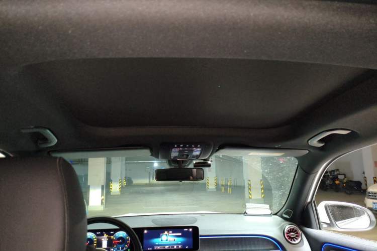 Used Mercedes-Benz GLB 2020 Facelift GLB 200 Fashion Edition Headliner