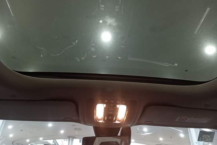 Used Mercedes-Benz GLB 2020 GLB 200 Dynamic Edition Headliner