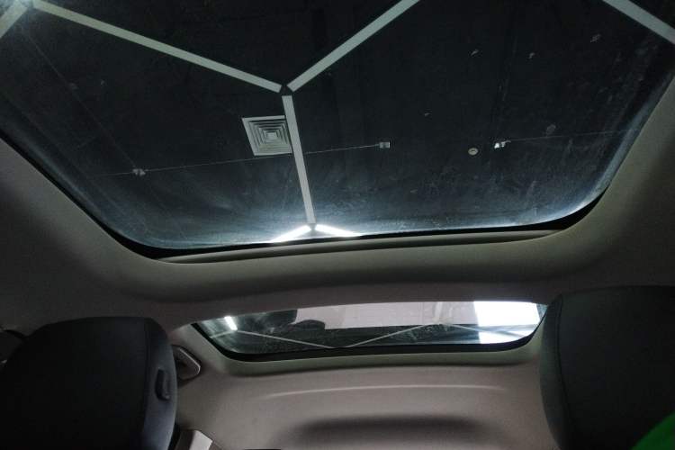 Used Mercedes-Benz GLB 2020 GLB 200 Dynamic Edition Headliner