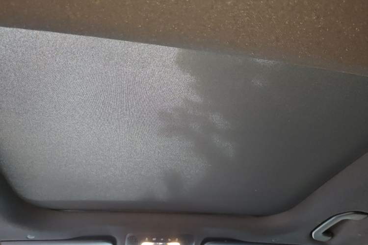 Used Mercedes-Benz GLB 2020 Facelift GLB 200 Fashion Edition Headliner