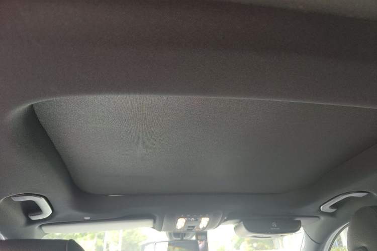 Used Mercedes-Benz GLB 2020 Facelift GLB 200 Fashion Edition Headliner