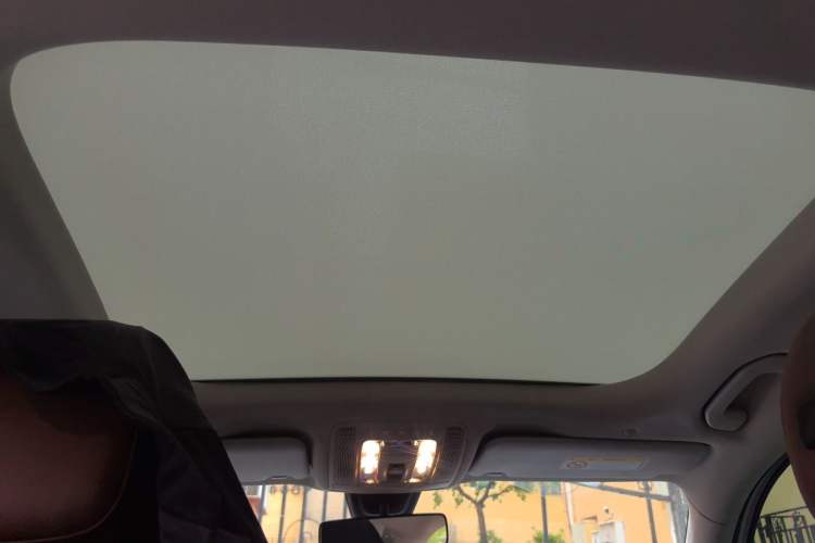 Used Mercedes-Benz GLB 2020 GLB 200 Dynamic Edition Headliner