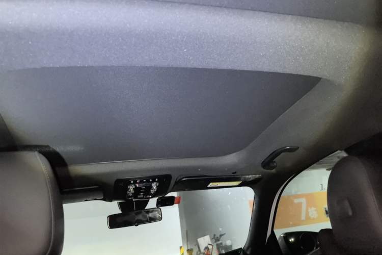 Used Mercedes-Benz GLB 2020 Facelift GLB 200 Fashion Edition Headliner