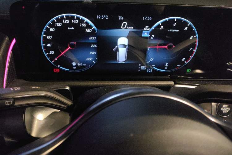 Used Mercedes-Benz GLB 2020 Facelift GLB 200 Fashion Edition Instrument Cluster