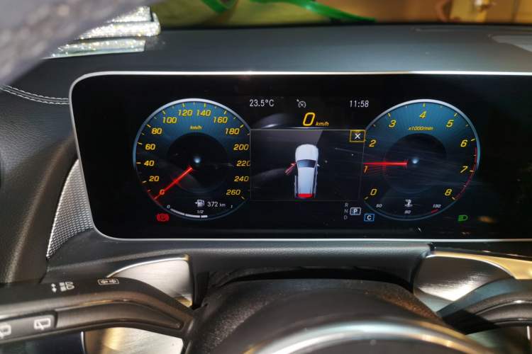 Used Mercedes-Benz GLB 2020 GLB 180 Dynamic Edition Instrument Cluster