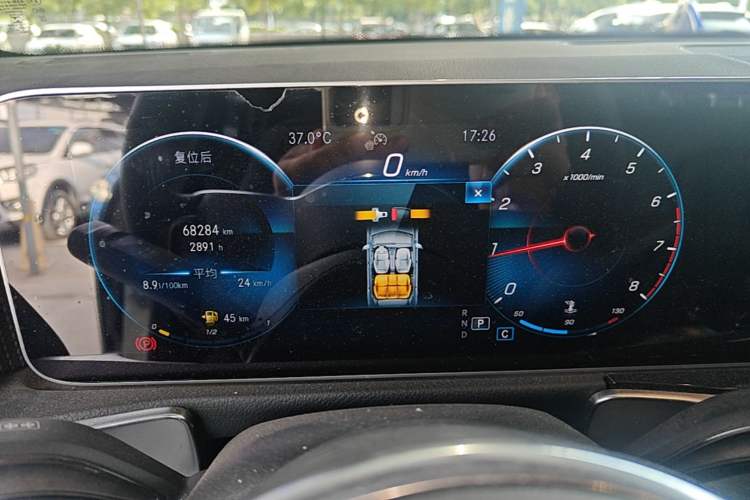 Used Mercedes-Benz GLB 2020 Updated GLB 200 Dynamic Edition Instrument Cluster