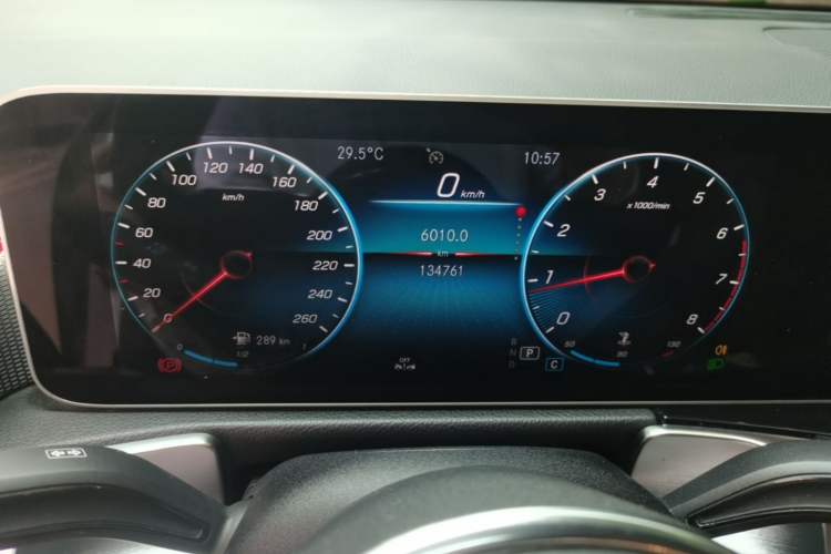 Used Mercedes-Benz GLB 2020 GLB 180 Dynamic Edition Instrument Cluster
