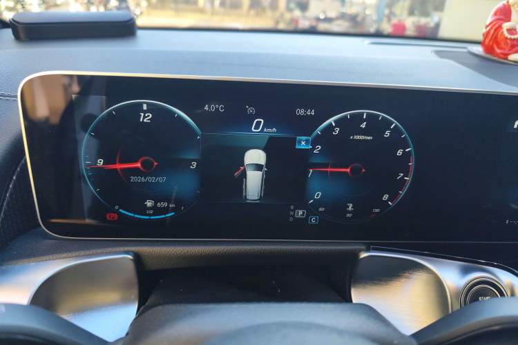 Used Mercedes-Benz GLB 2020 GLB 200 Dynamic Edition Instrument Cluster