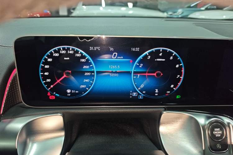 Used Mercedes-Benz GLB 2020 Updated GLB 200 Dynamic Edition Instrument Cluster