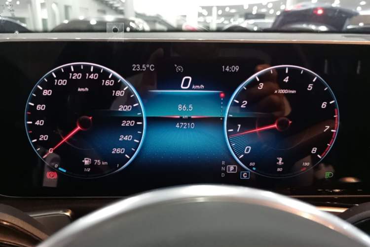 Used Mercedes-Benz GLB 2020 GLB 200 Dynamic Edition Instrument Cluster