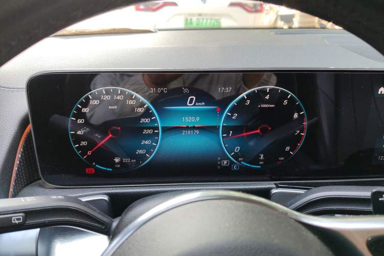 Used Mercedes-Benz GLB 2020 Facelift GLB 200 Fashion Edition Instrument Cluster