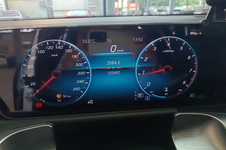 Used Mercedes-Benz GLB 2020 GLB 200 Dynamic Edition Instrument Cluster