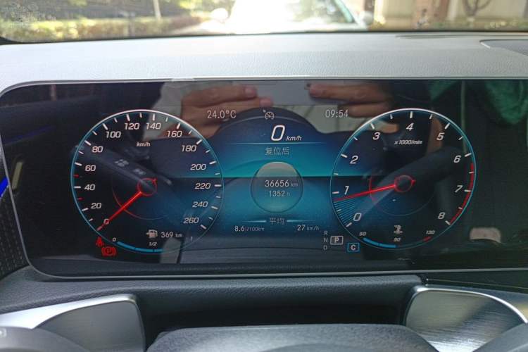 Used Mercedes-Benz GLB 2020 Facelift GLB 200 Fashion Edition Instrument Cluster