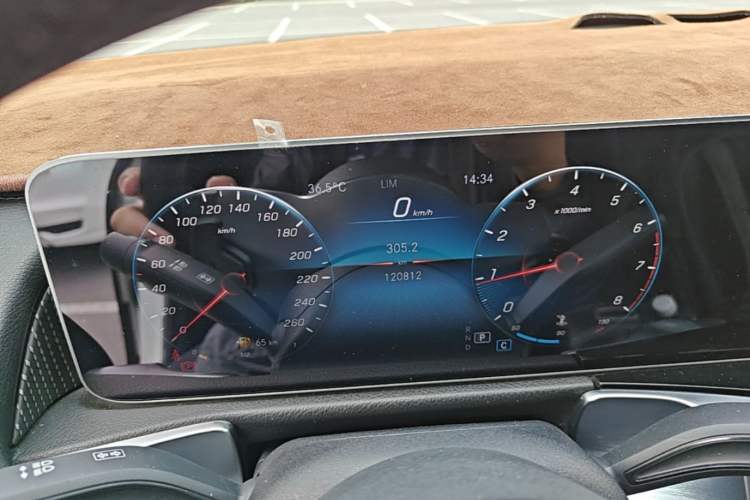 Used Mercedes-Benz GLB 2020 GLB 200 Dynamic Edition Instrument Cluster
