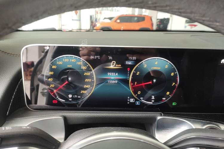 Used Mercedes-Benz GLB 2020 GLB 200 Dynamic Edition Instrument Cluster