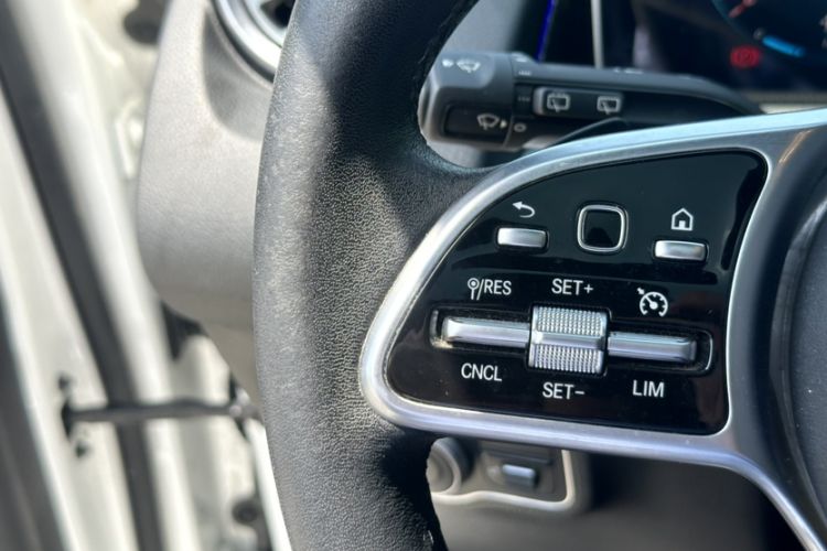 Used Mercedes-Benz GLB 2020 Updated GLB 200 Dynamic Edition Interior 1