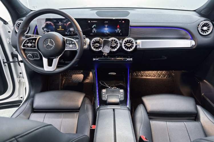 Used Mercedes-Benz GLB 2020 Facelift GLB 200 Fashion Edition Interior 1
