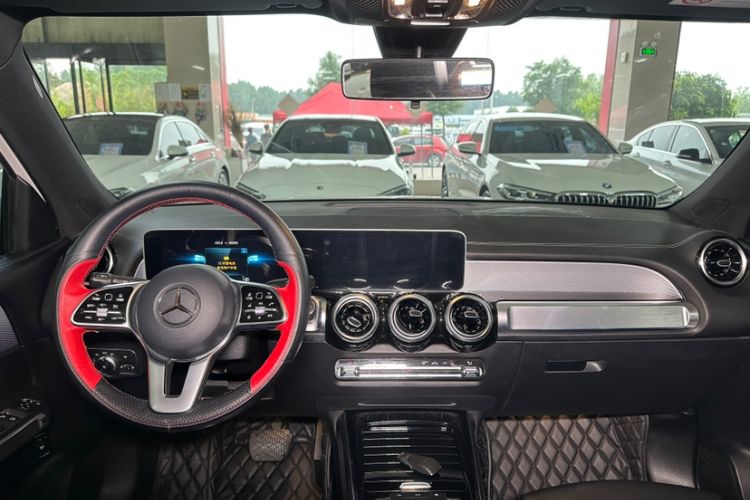 Used Mercedes-Benz GLB 2020 GLB 180 Fashion Model Interior 11