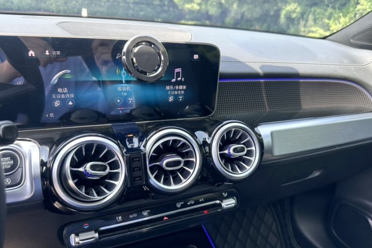 Used Mercedes-Benz GLB 2020 Updated GLB 200 Dynamic Edition Interior 11