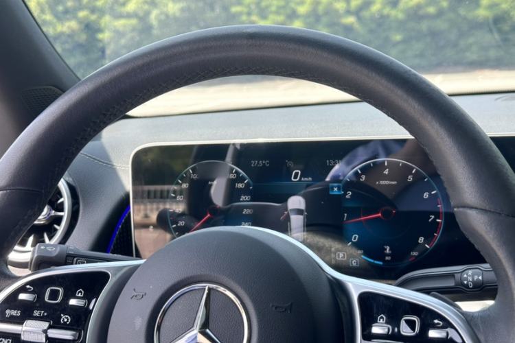 Used Mercedes-Benz GLB 2020 Updated GLB 200 Dynamic Edition Interior 12