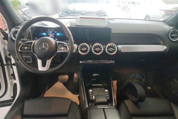 Used Mercedes-Benz GLB 2020 Facelift GLB 200 Fashion Edition Interior 2