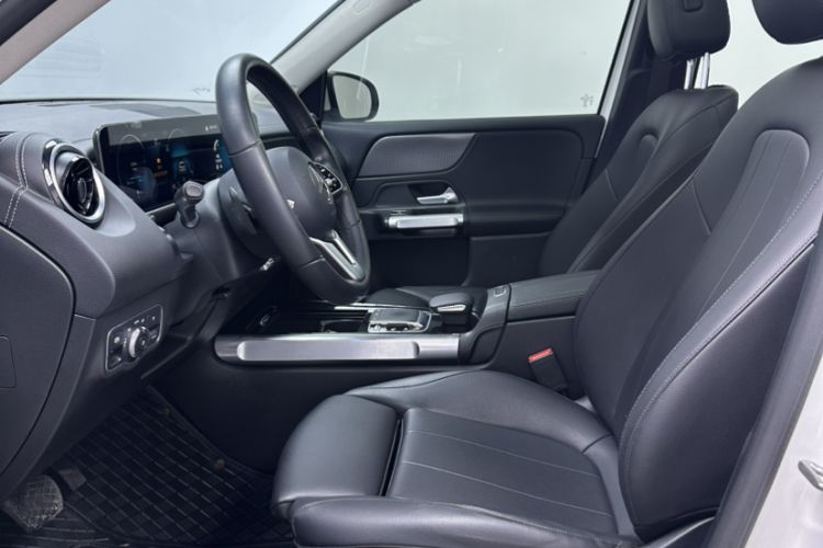 Used Mercedes-Benz GLB 2020 GLB 200 Dynamic Edition Interior 2