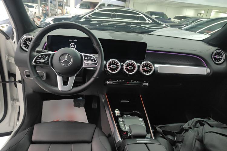 Used Mercedes-Benz GLB 2020 Facelift GLB 200 Fashion Edition Interior 2
