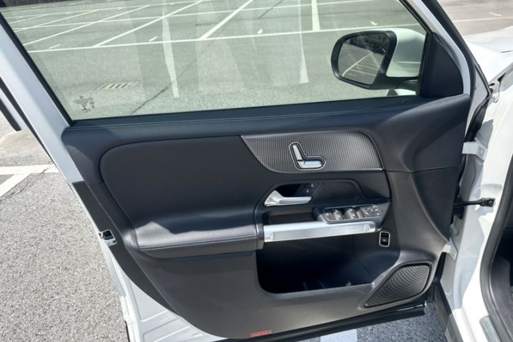 Used Mercedes-Benz GLB 2020 Updated GLB 200 Dynamic Edition Interior 2