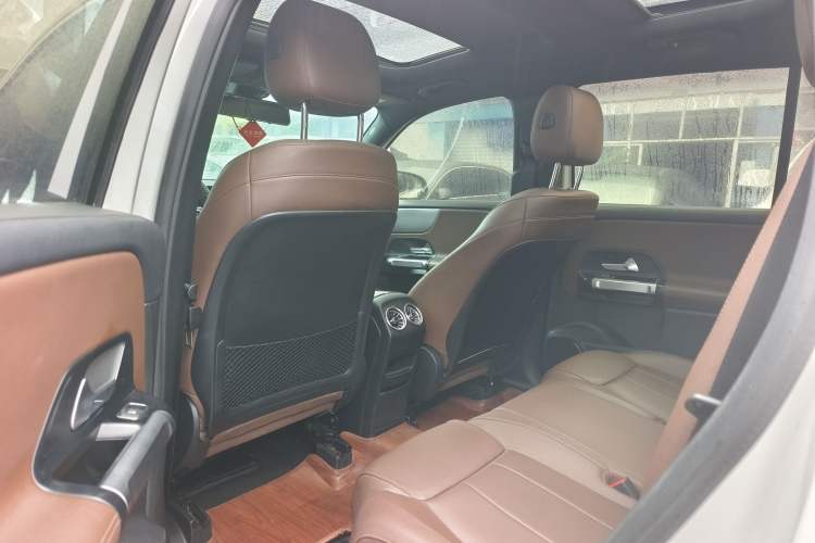 Used Mercedes-Benz GLB 2020 GLB 180 Dynamic Edition Interior 3