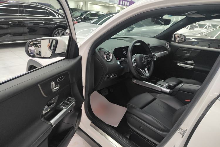 Used Mercedes-Benz GLB 2020 Facelift GLB 200 Fashion Edition Interior 3