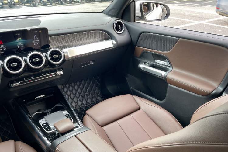 Used Mercedes-Benz GLB 2020 GLB 200 Dynamic Edition Interior 3