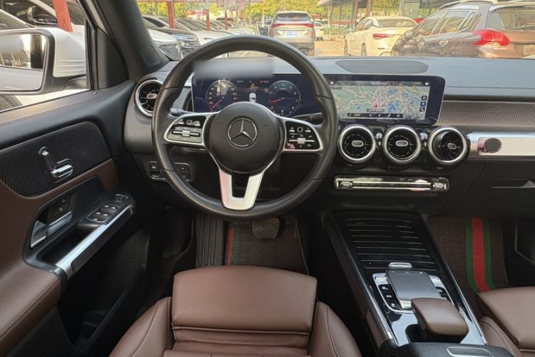 Used Mercedes-Benz GLB 2020 GLB 200 Dynamic Edition Interior 3
