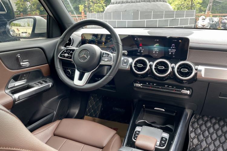 Used Mercedes-Benz GLB 2020 GLB 200 Dynamic Edition Interior 4