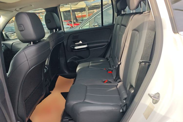 Used Mercedes-Benz GLB 2020 GLB 200 Dynamic Edition Interior 4