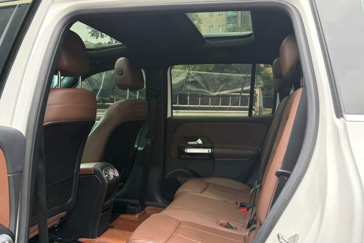 Used Mercedes-Benz GLB 2020 GLB 180 Dynamic Edition Interior 5