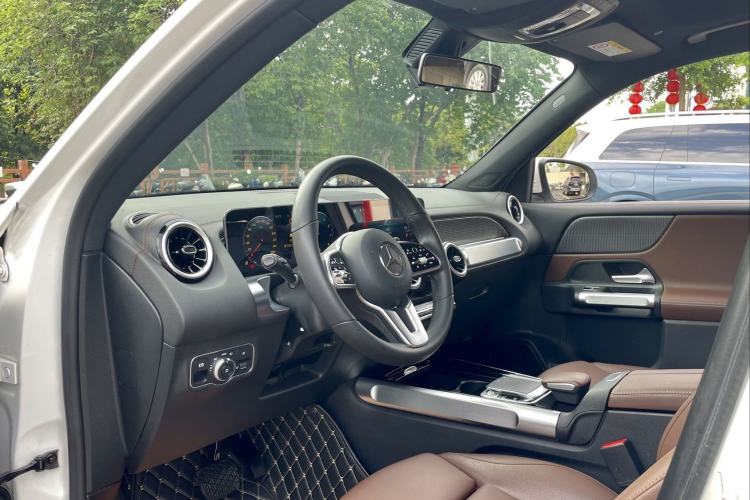 Used Mercedes-Benz GLB 2020 GLB 200 Dynamic Edition Interior 6