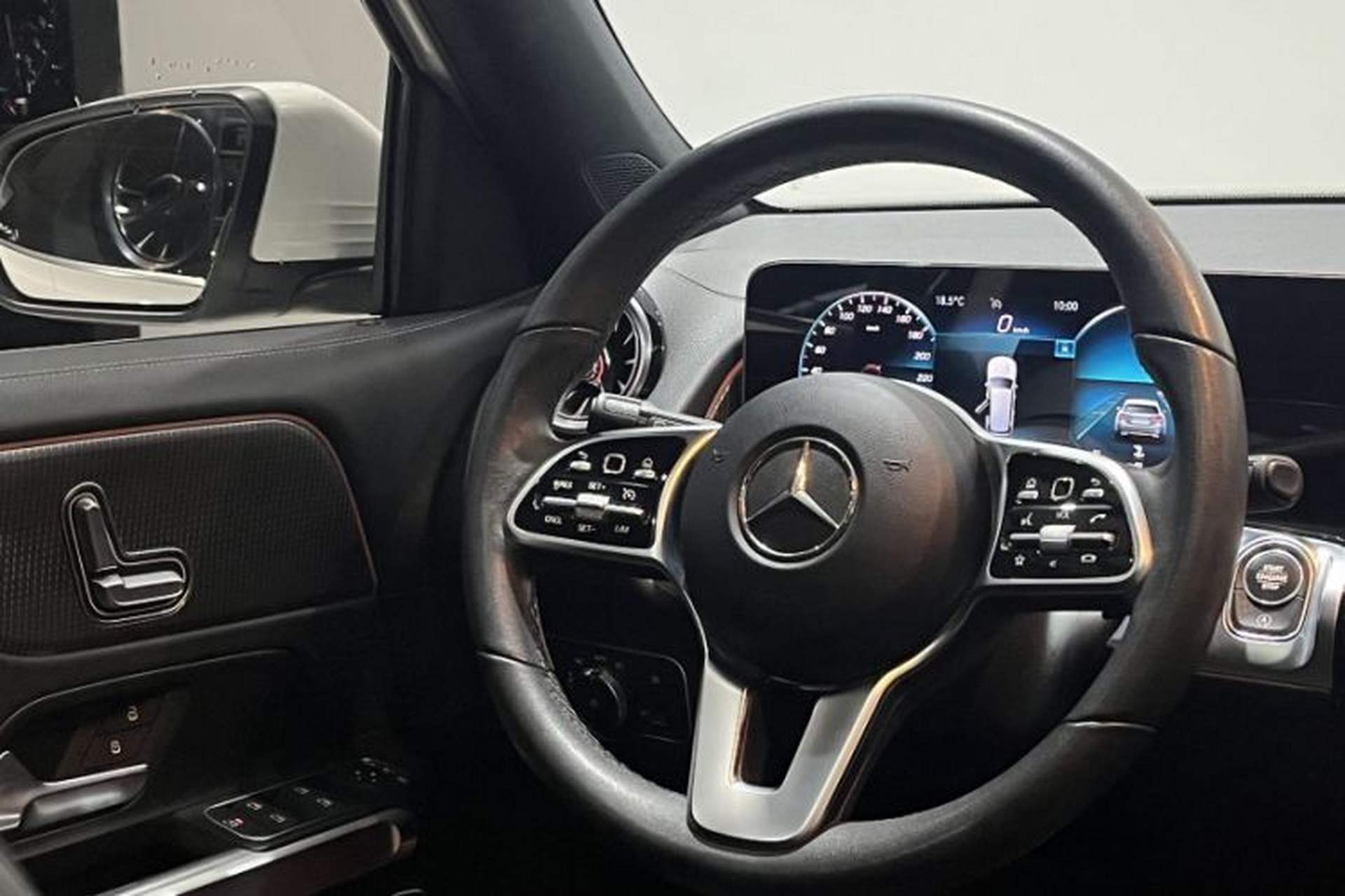 Used Mercedes-Benz GLB 2020 Updated GLB 200 Dynamic Edition Interior 6