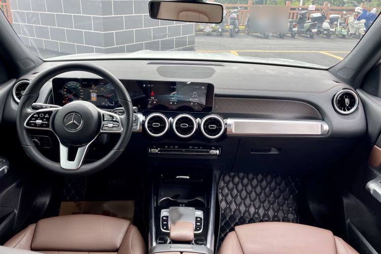 Used Mercedes-Benz GLB 2020 GLB 200 Dynamic Edition Interior 8