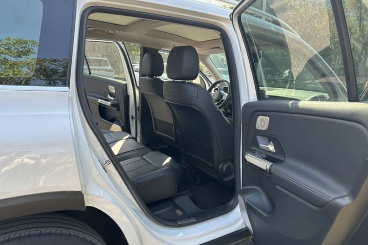 Used Mercedes-Benz GLB 2020 GLB 200 Dynamic Edition Interior 8