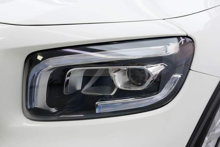Used Mercedes-Benz GLB 2020 GLB 200 Stylish Edition Left Front Headlight