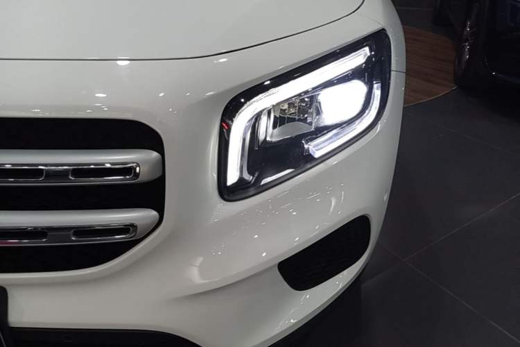 Used Mercedes-Benz GLB 2020 GLB 200 Dynamic Edition Left Front Headlight
