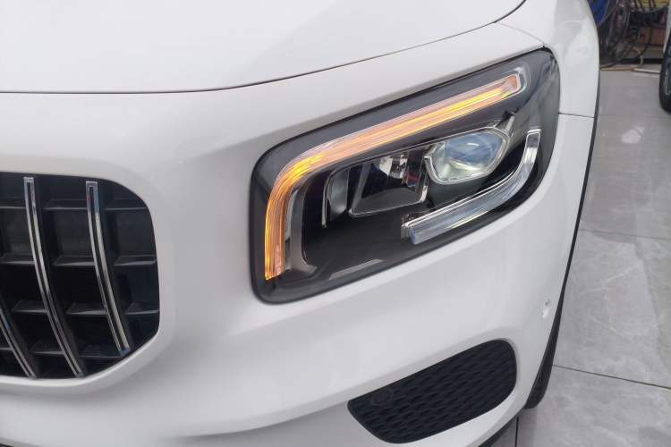 Used Mercedes-Benz GLB 2020 GLB 200 Stylish Edition Left Front Headlight