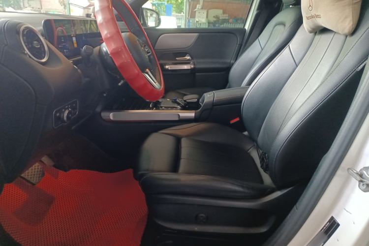 Used Mercedes-Benz GLB 2020 GLB 180 Fashion Model Left Front Seat