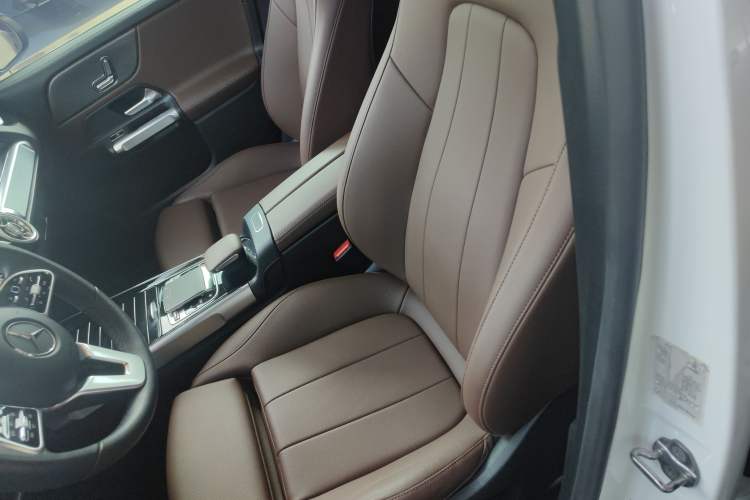 Used Mercedes-Benz GLB 2020 GLB 200 Stylish Edition Left Front Seat