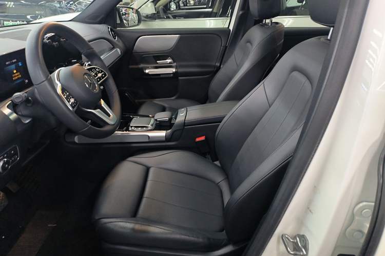 Used Mercedes-Benz GLB 2020 GLB 180 Dynamic Edition Left Front Seat
