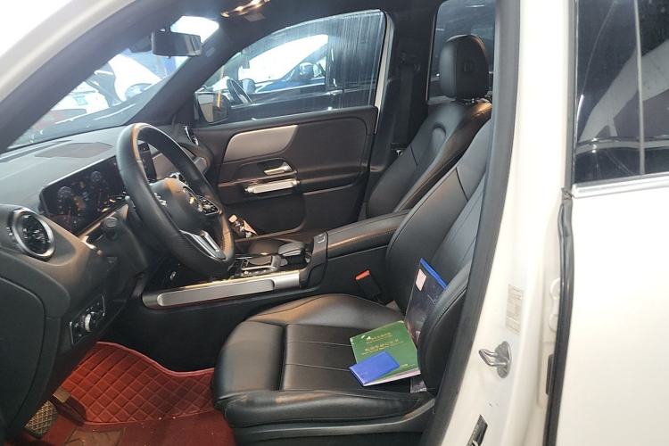 Used Mercedes-Benz GLB 2020 GLB 180 Fashion Model Left Front Seat